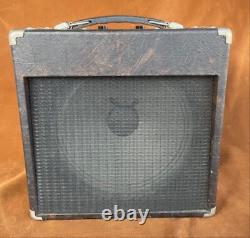 Amplificateur de guitare alimenté par batterie Vintage Rock Amps Petros 1 en état de marche