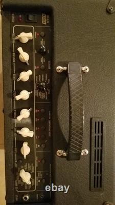 Amplificateur de guitare combo VOX Valvetronix VT15 15W 1x8 d'occasion