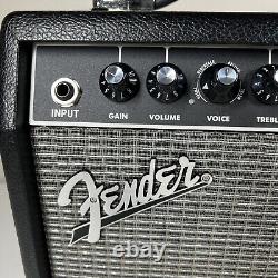 Amplificateur de guitare électrique Fender Champion 20 de 20 watts noir avec cordon d'alimentation