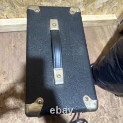 Amplificateur de guitare électrique Fender Frontman. Ou petit système PA testé et fonctionnel.