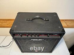 Amplificateur de guitare et de basse Peavey Basic 112 Combo Amp 1x12 Audio Électrique Fabriqué aux États-Unis