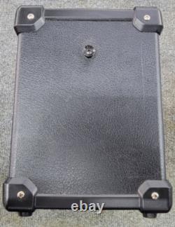 Amplificateur de guitare portable Roland Micro Cube GX alimenté par batterie