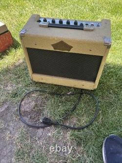 Amplificateur pour guitare électrique Washburn vintage VGA 15 testé et fonctionnel