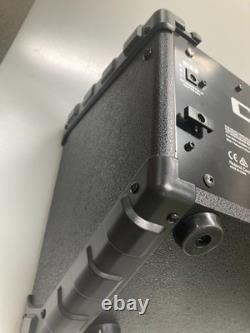 Amplificateur stéréo combo Roland Cube Street pour guitare, alimenté par batterie, testé