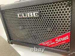 Amplificateur stéréo combo Roland Cube Street pour guitare, alimenté par batterie, testé