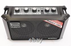 Amplificateur stéréo portable Roland Mobile Cube alimenté par batterie Amplificateur stéréo portable Roland Mobile Cube alimenté par batterie