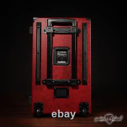 Cabinet d'enceinte Phil Jones Bass C8 Compact 8x5 800W 8 ohms avec housse rouge.