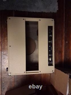 Cabinet et pièces d'ampli à lampes DC Clone