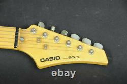 Casio Guitare Électrique D'occasion Eg-5 Amplificateur Blanc Haut-parleur Cassette Deck Buildin Jp