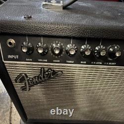 Fender Vibro Champ XD PR 736 Amplificateur combo pour guitare 5 W à lampe à vide électrique Gui