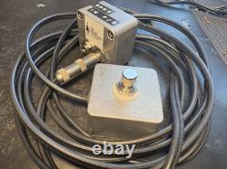 L'adaptateur Fender Vibratone/Leslie 16&18 pour orgue à transplants avec pédale de commande