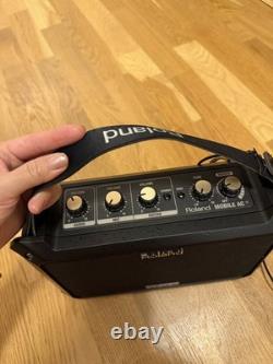 Roland Mobile-AC amplificateur portable pour guitare acoustique alimenté par batterie